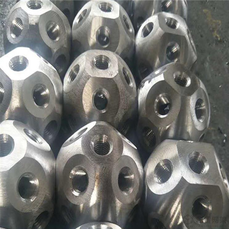 荆门螺栓球网架加工安装方法